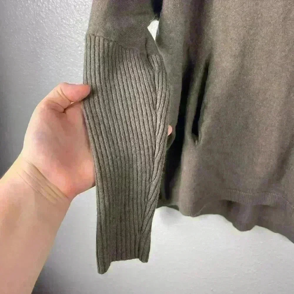 Aritzia Babaton Linen Wool Blend Baylor V-neck Long Sleeve Sweater Green XXS/XS - Picture 7 of 12